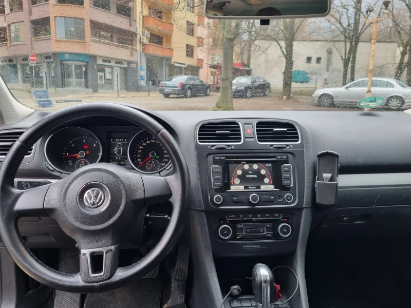 VW Golf, снимка 7 - Автомобили и джипове - 48183865