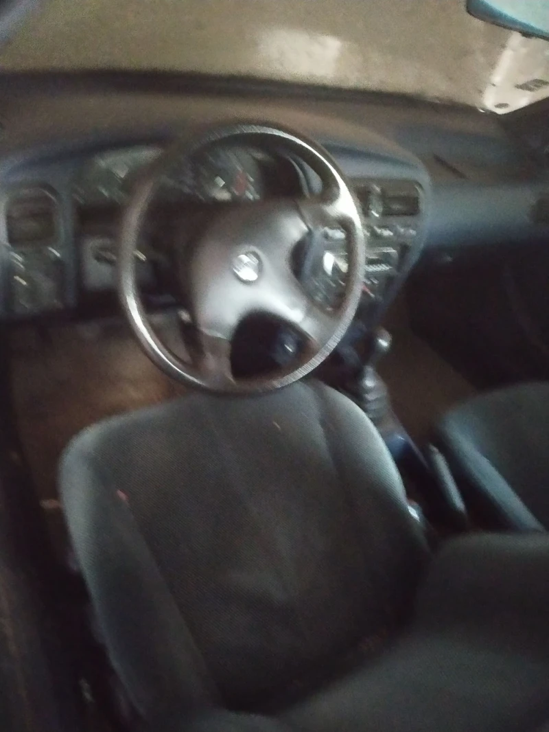 Nissan Primera, снимка 7 - Автомобили и джипове - 48428677