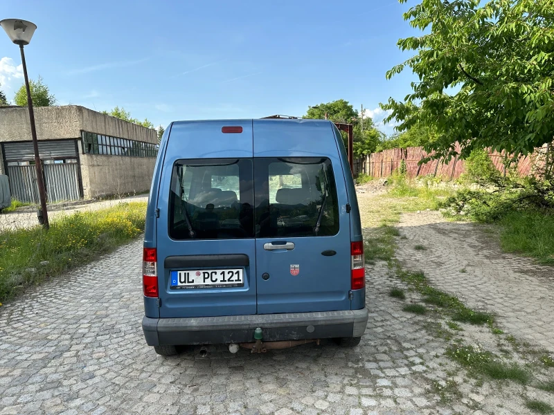 Ford Connect 1.8i, снимка 9 - Автомобили и джипове - 48596577