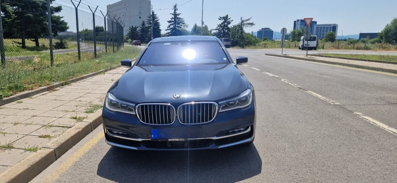 BMW 740 Long X-drive, снимка 1 - Автомобили и джипове - 48700250