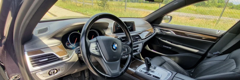 BMW 740 Long X-drive, снимка 3 - Автомобили и джипове - 48700250