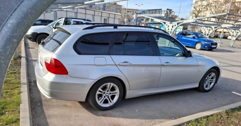 BMW 318 2.0 i, снимка 4 - Автомобили и джипове - 49460678