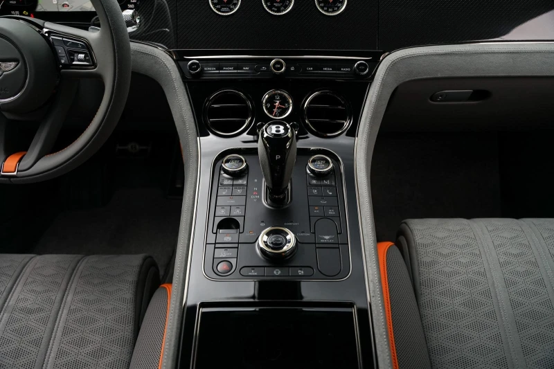 Bentley Continental gt SPEED V8 HYBRID FIRST EDITION NAIM CARBON, снимка 13 - Автомобили и джипове - 51509136