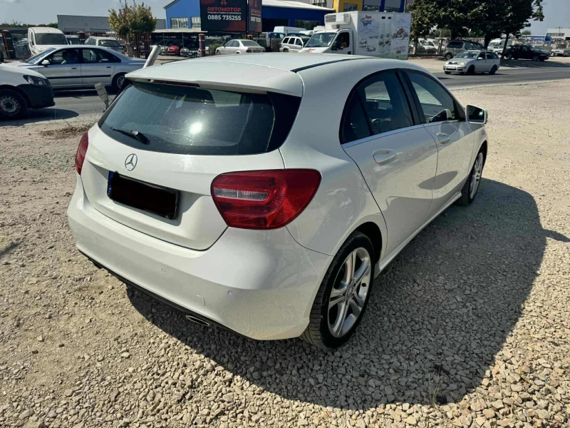 Mercedes-Benz A 180 Benzin, снимка 4 - Автомобили и джипове - 51669043