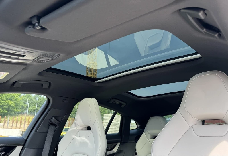 Porsche Panamera 4 E-HYBRID/FACELIFT/SPORT DESIGN/MATRIX/BOSE/PANO/, снимка 10 - Автомобили и джипове - 52153225