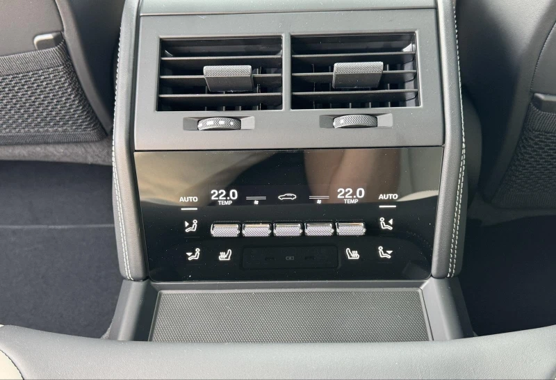 Porsche Panamera 4 E-HYBRID/FACELIFT/SPORT DESIGN/MATRIX/BOSE/PANO/, снимка 17 - Автомобили и джипове - 52153225