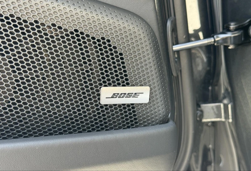 Porsche Panamera 4 E-HYBRID/FACELIFT/SPORT DESIGN/MATRIX/BOSE/PANO/, снимка 8 - Автомобили и джипове - 52153225