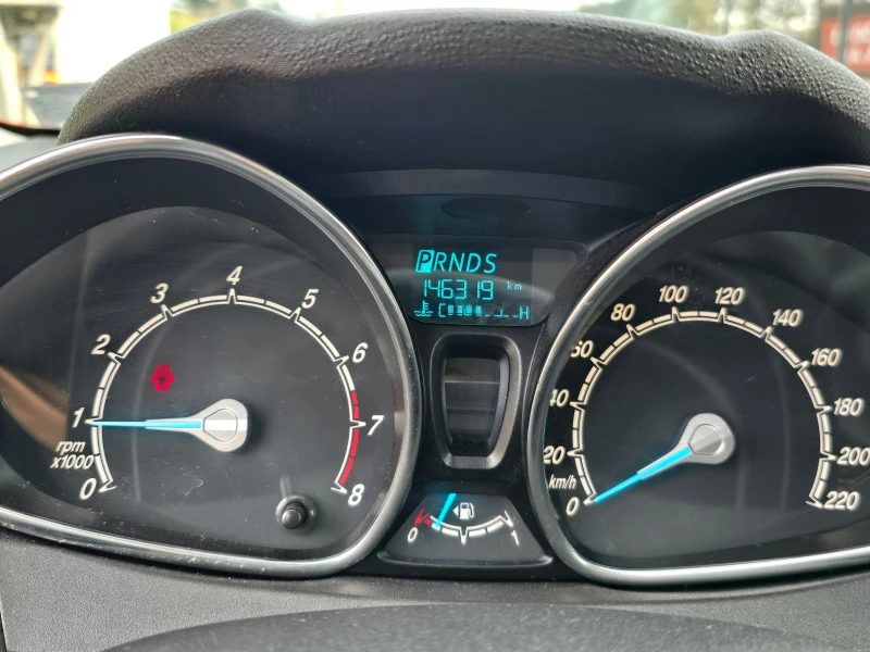 Ford Fiesta 1.0i-EcoBoost/Автоматик/Лизинг, снимка 17 - Автомобили и джипове - 52242389