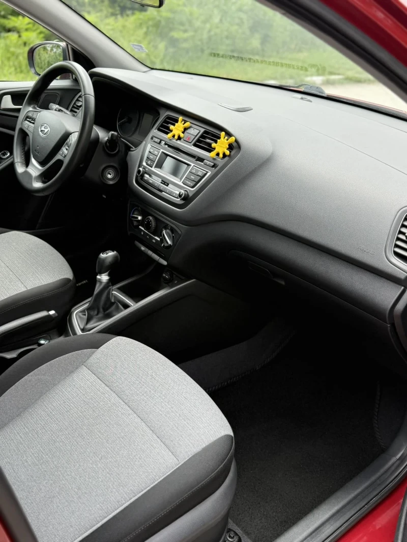 Hyundai I20 1.250 Бензин/Газ, снимка 10 - Автомобили и джипове - 52673512