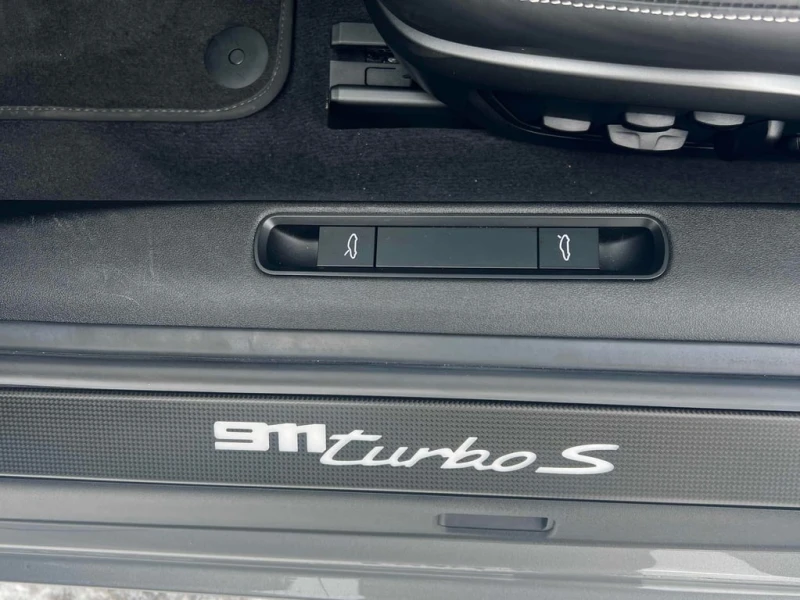 Porsche 911 2024 TURBO S COUPE * 2150 KM! * , снимка 13 - Автомобили и джипове - 52869773