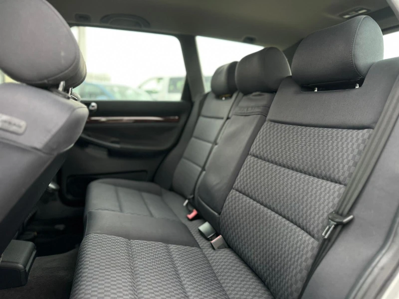 Audi A4 / 4X4 / GAS / , снимка 10 - Автомобили и джипове - 53123070