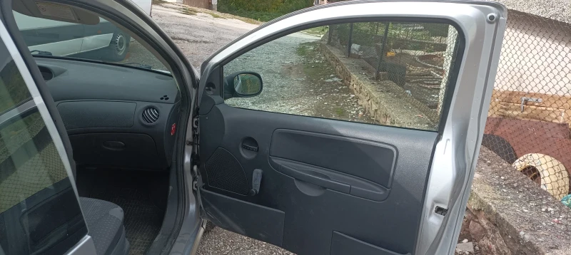 Citroen C2, снимка 8 - Автомобили и джипове - 53250773