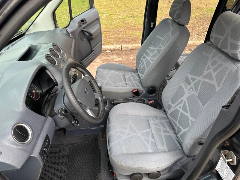 Ford Tourneo Connect 1.8TDCI 110кс МАКСИ БАЗА, снимка 13 - Автомобили и джипове - 53569980