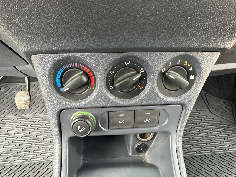 Ford Tourneo Connect 1.8TDCI 110кс МАКСИ БАЗА, снимка 16 - Автомобили и джипове - 53569980