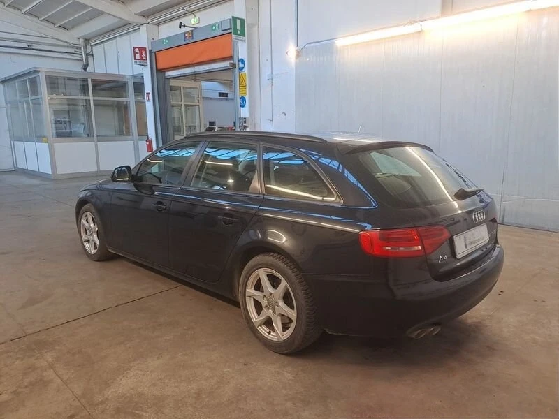 Audi A4 * 2.0TDI* 170к.с.* Led* , снимка 4 - Автомобили и джипове - 53608663