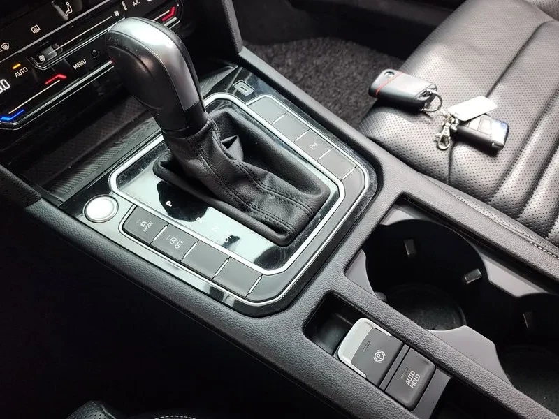 VW Passat 2.0 Tdi Prestige/ Hade up display | Mobile.bg � ����������� 9