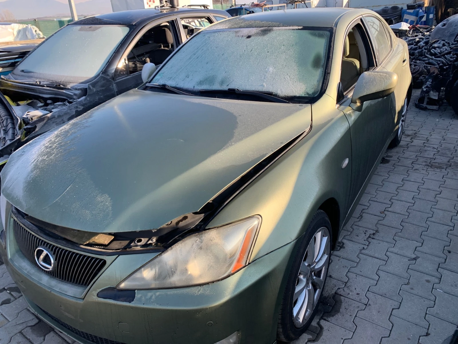 Lexus IS 220/177hp, снимка 1