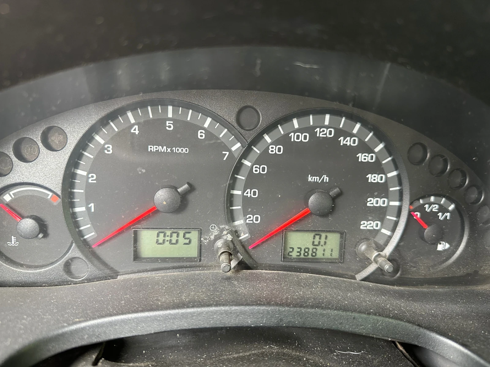 Ford Connect 1.8i - изображение 10