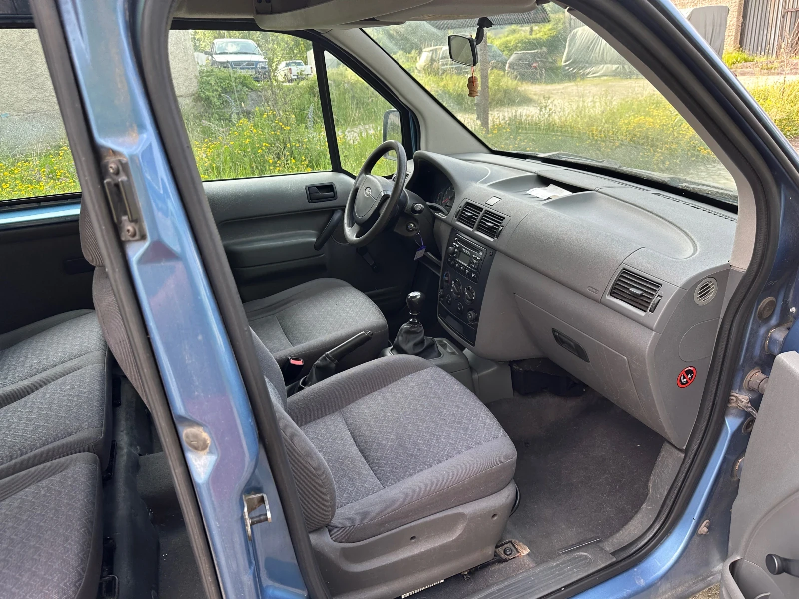 Ford Connect 1.8i - изображение 5