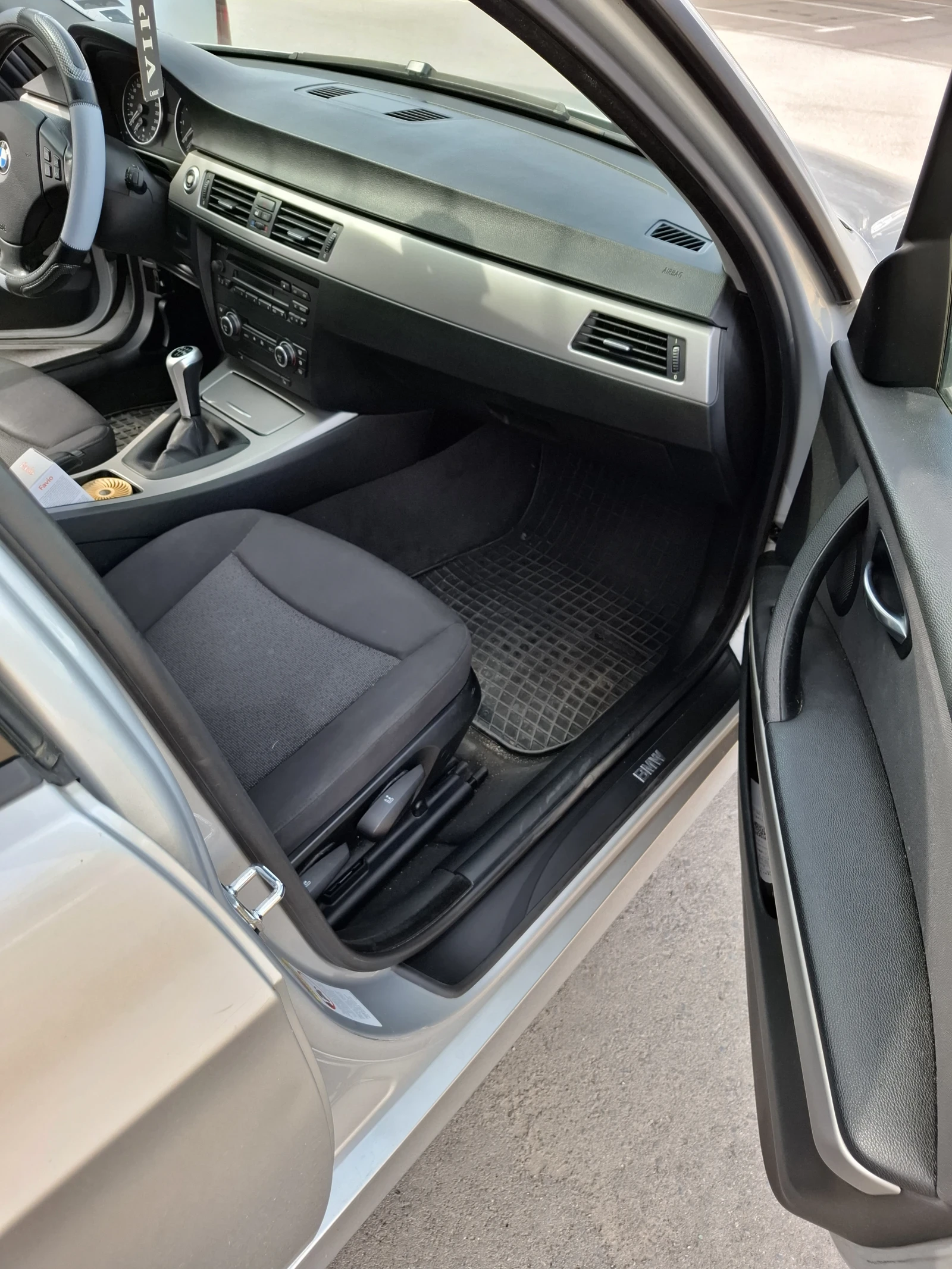 BMW 318 2.0 i | Mobile.bg   11