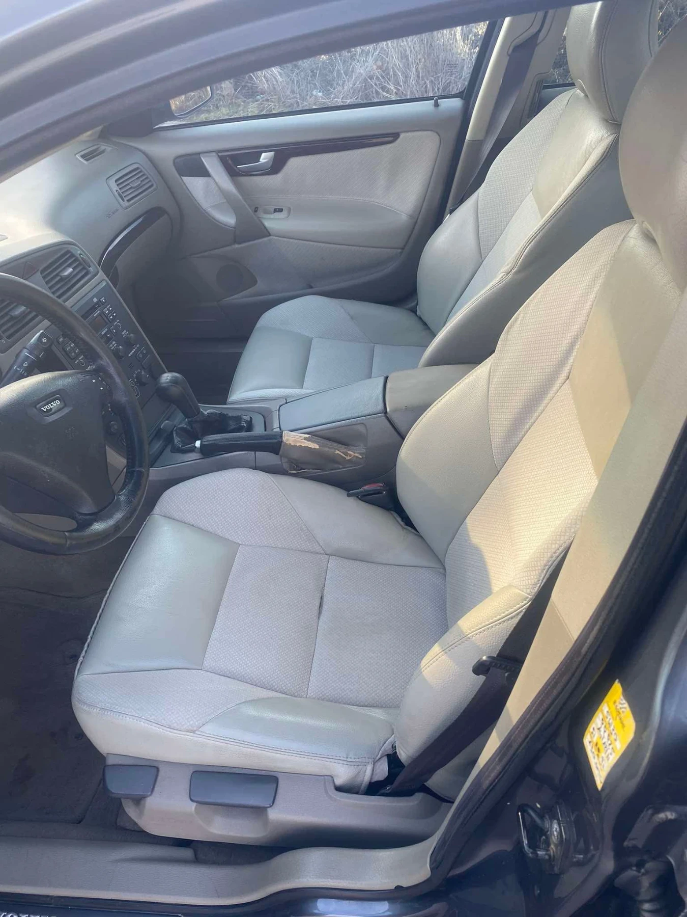 Volvo S60 2.4 D5 - изображение 5