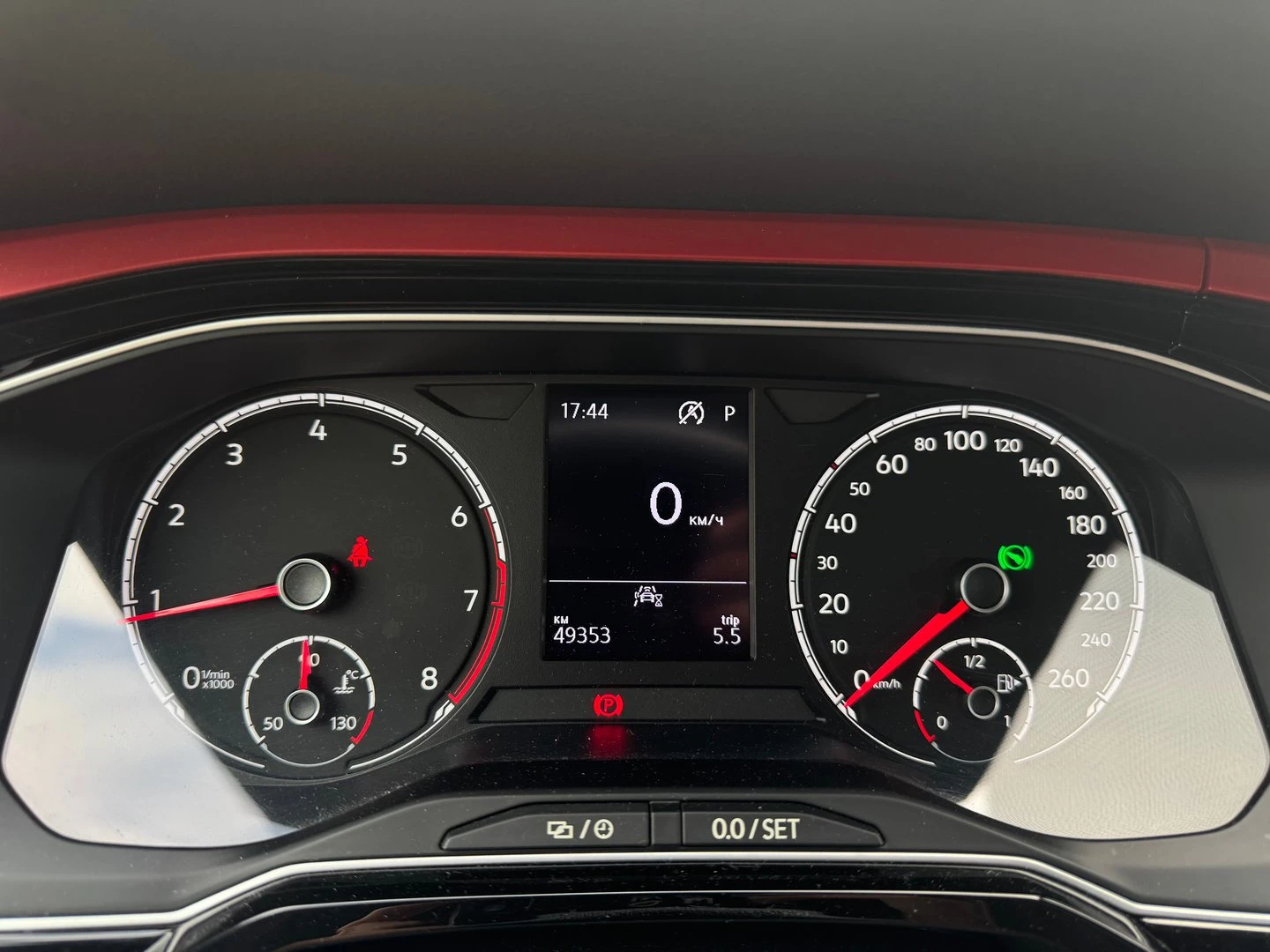 VW Polo GTI 2.0 TSI BMT DSG - изображение 8