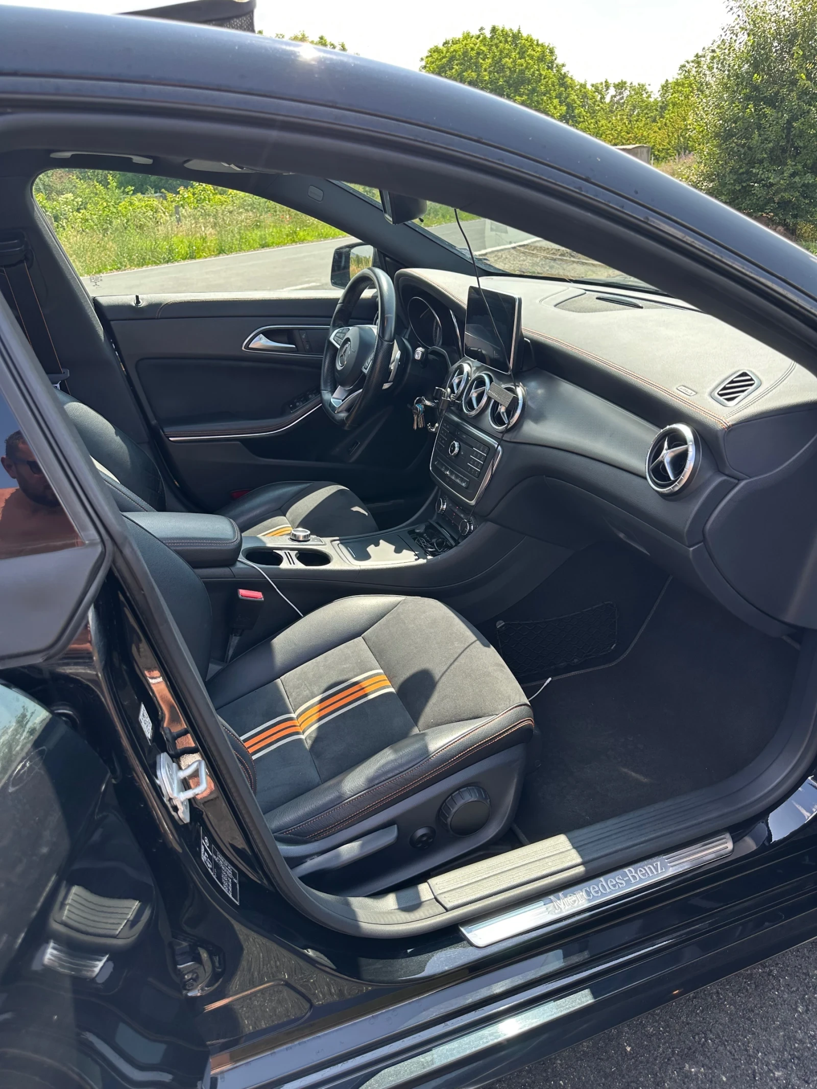 Mercedes-Benz CLA 200 Shooting Brake OrangeArt Edition | Mobile.bg   17