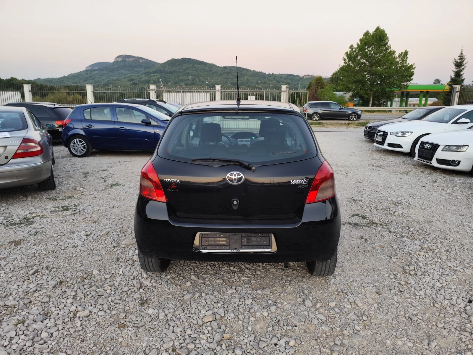 Toyota Yaris 1.0 бензин Италия - изображение 6