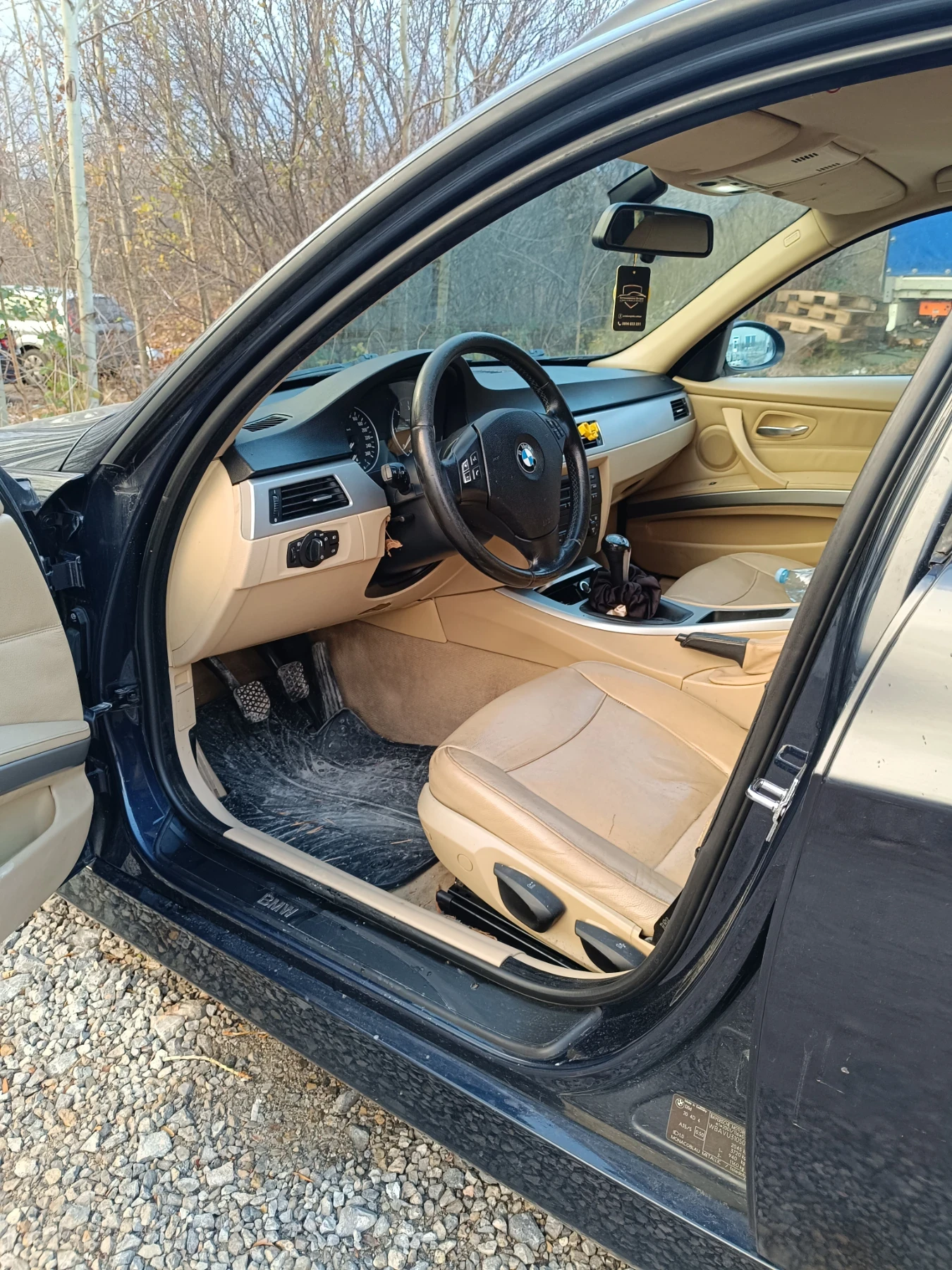 BMW 320  - изображение 5