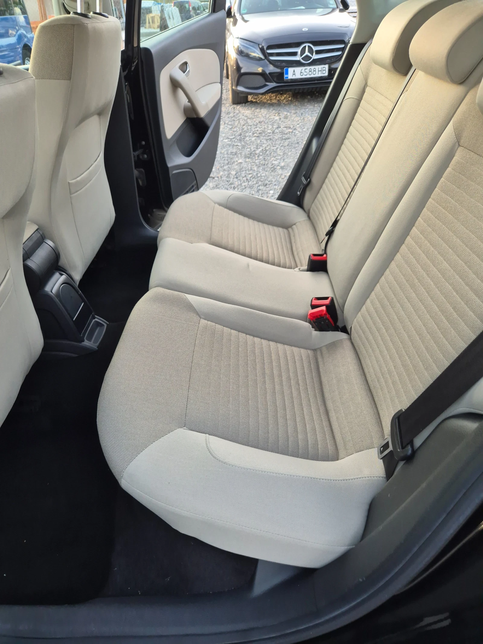 VW Polo 1.6TDI  - изображение 9