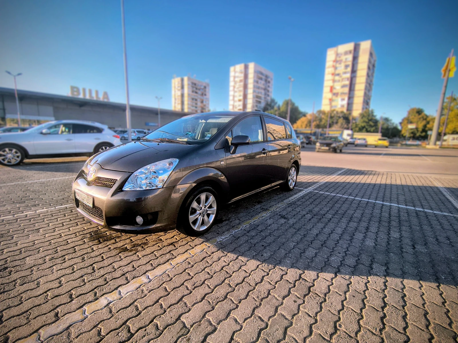 Toyota Corolla verso 2.2 D4D | Mobile.bg   1