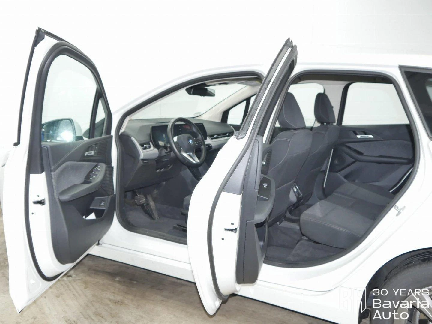 BMW 218 i Active Tourer Steptronic - изображение 5