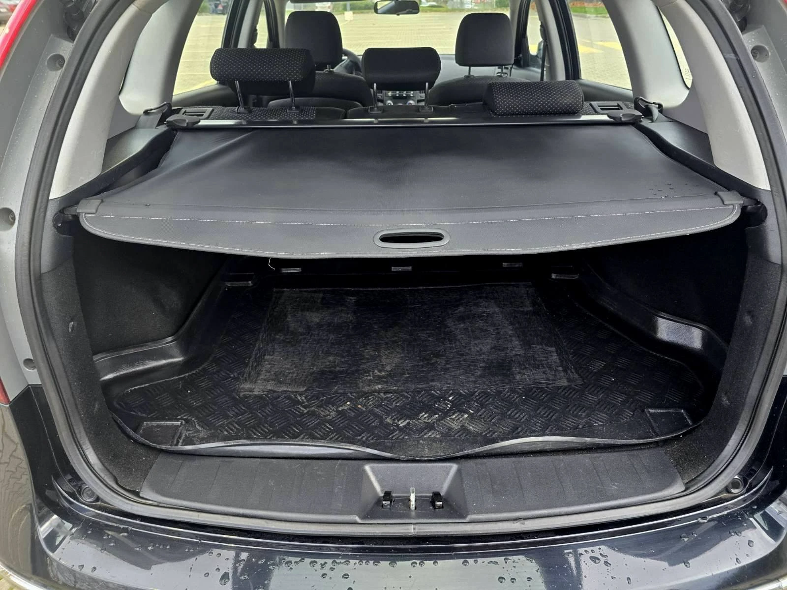 Hyundai I30 1.6CRDI/ПЕРФЕКТЕН, снимка 16 - Автомобили и джипове - 53893975