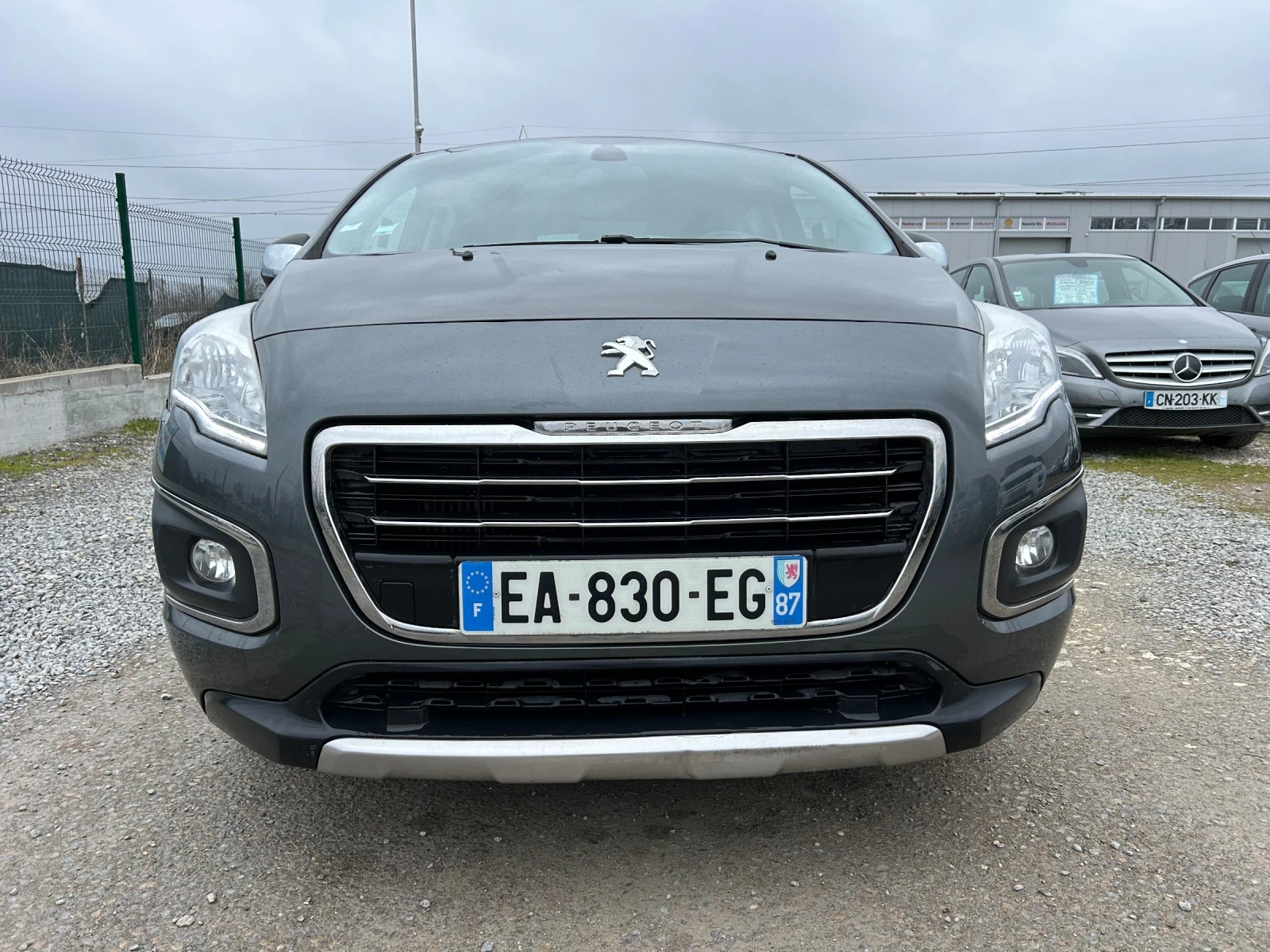 Peugeot 3008 1.6E-HDi/NAVi/120 k.c./EURO 6/ 195000 КМ., снимка 7 - Автомобили и джипове - 53933021