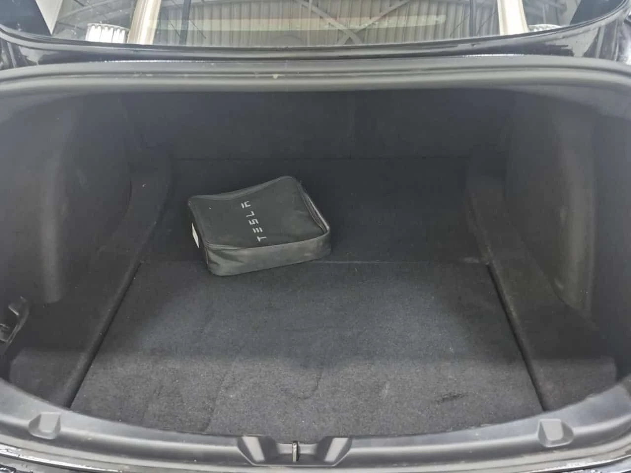 Tesla Model 3 | STANDARD RANGE | RWD | CARFAX , снимка 14 - Автомобили и джипове - 54114720