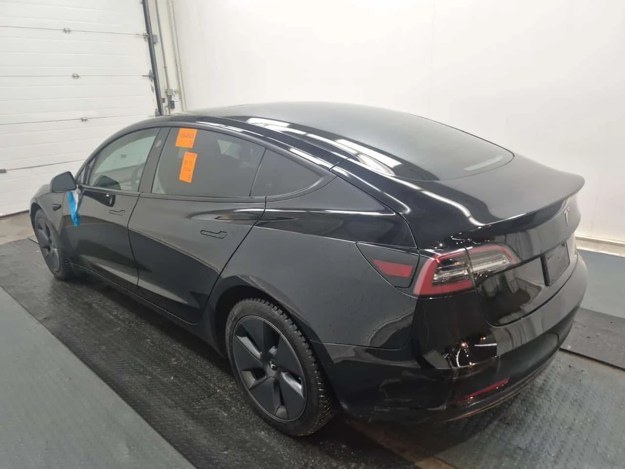 Tesla Model 3 | STANDARD RANGE | RWD | CARFAX , снимка 4 - Автомобили и джипове - 54114720