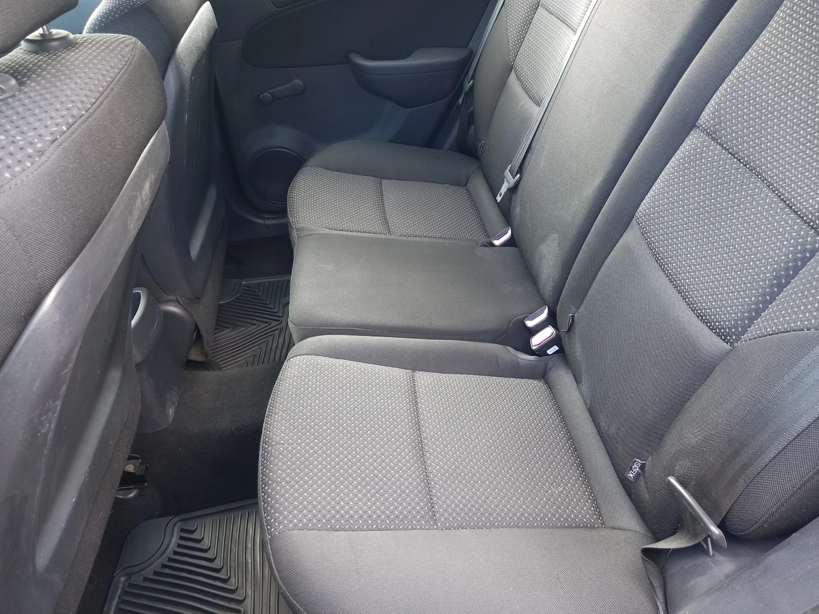 Hyundai I30 1.4i 16v 109k.c.GPL FaceLift, снимка 6 - Автомобили и джипове - 54145317