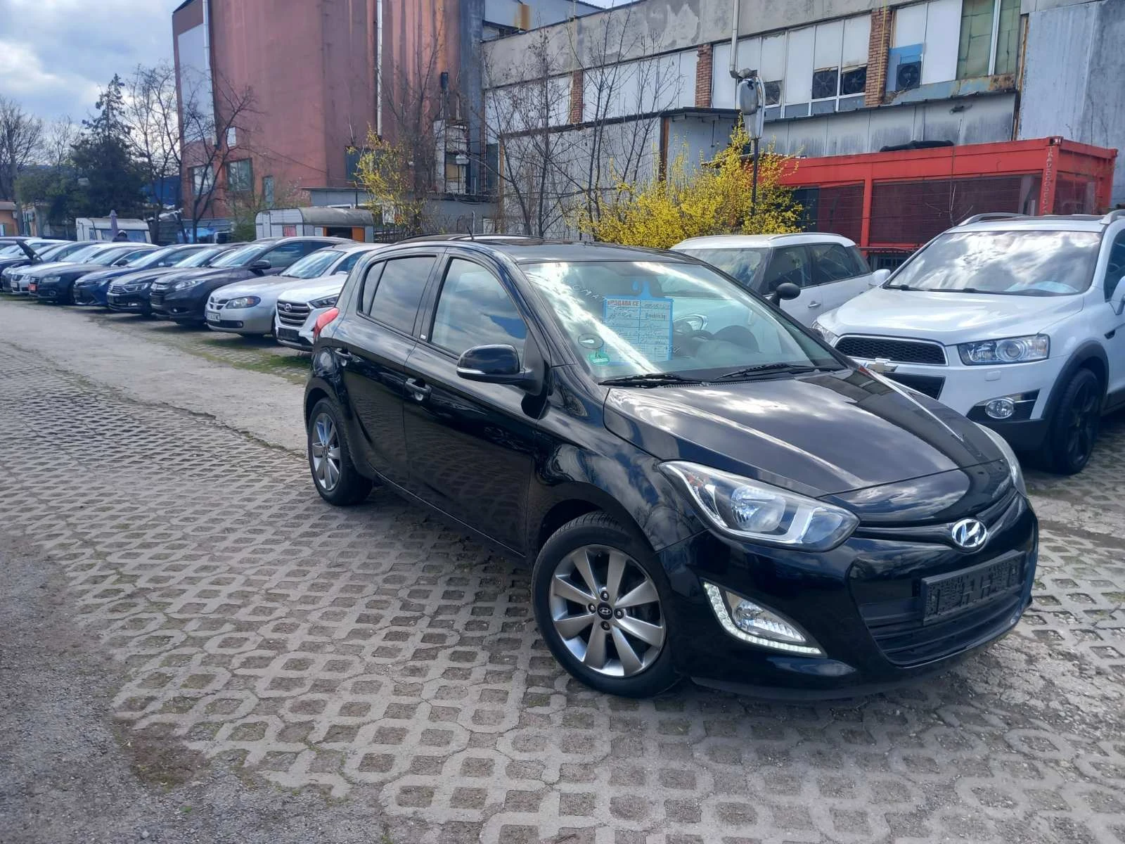 Hyundai I20, снимка 4 - Автомобили и джипове - 54229853