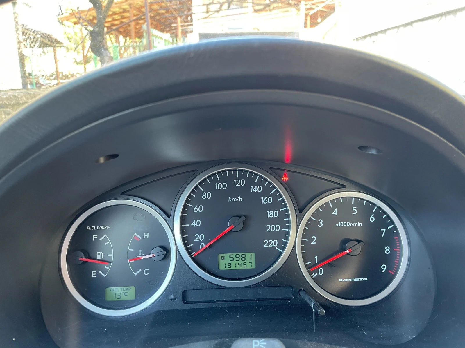 Subaru Impreza 2.0 Седан, снимка 7 - Автомобили и джипове - 54454259