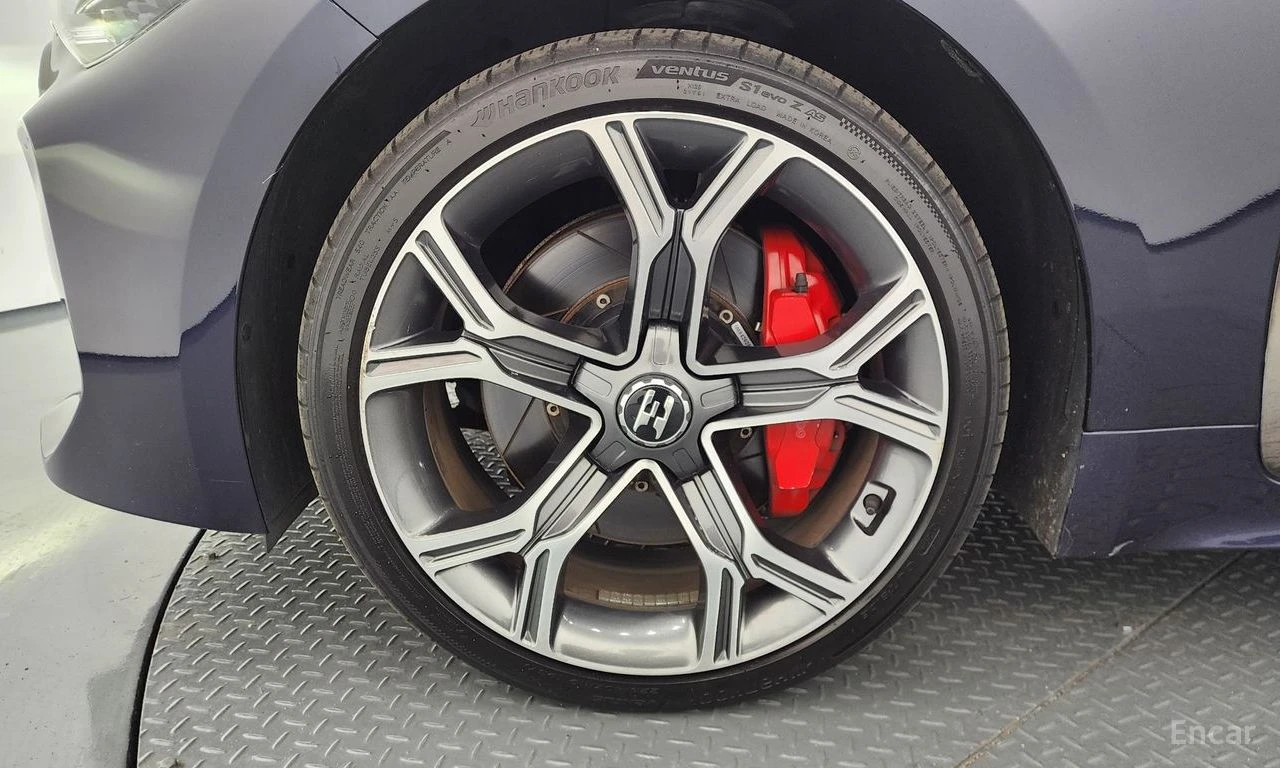 Kia Stinger 3.3 GT 2WD* HARMAN KARDON* 360 CAM* HEAD-UP* , снимка 5 - Автомобили и джипове - 54554356