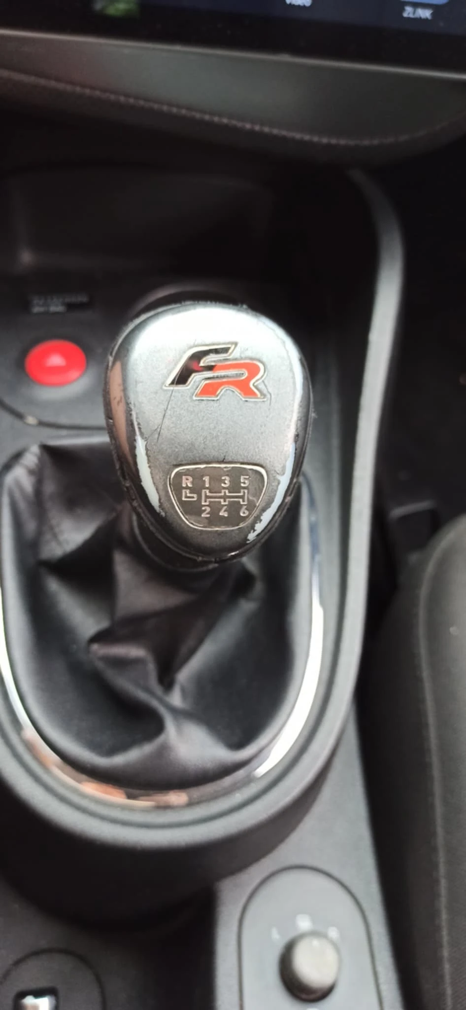 Seat Leon FR, снимка 13 - Автомобили и джипове - 54579108