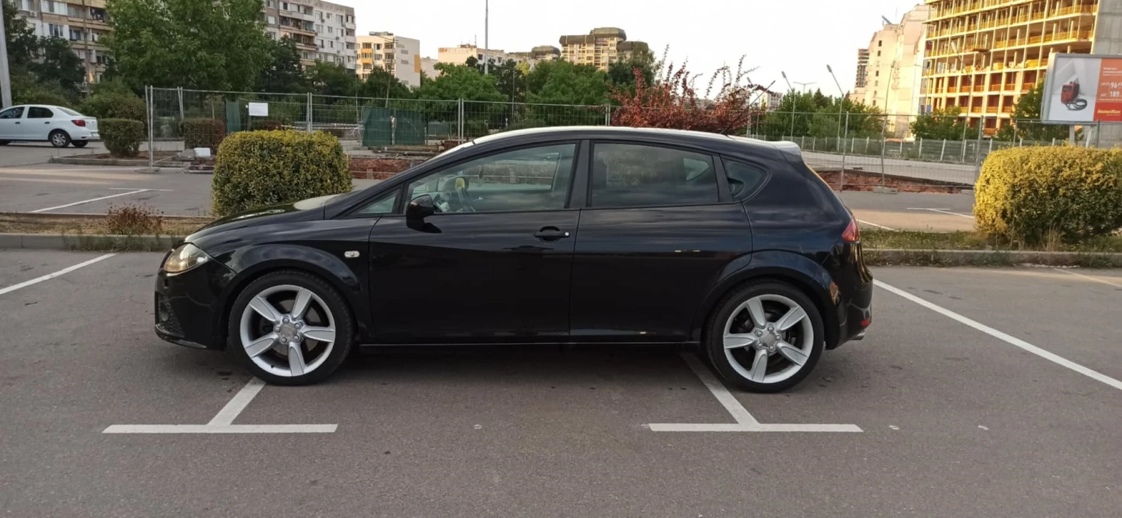 Seat Leon FR, снимка 8 - Автомобили и джипове - 54579108