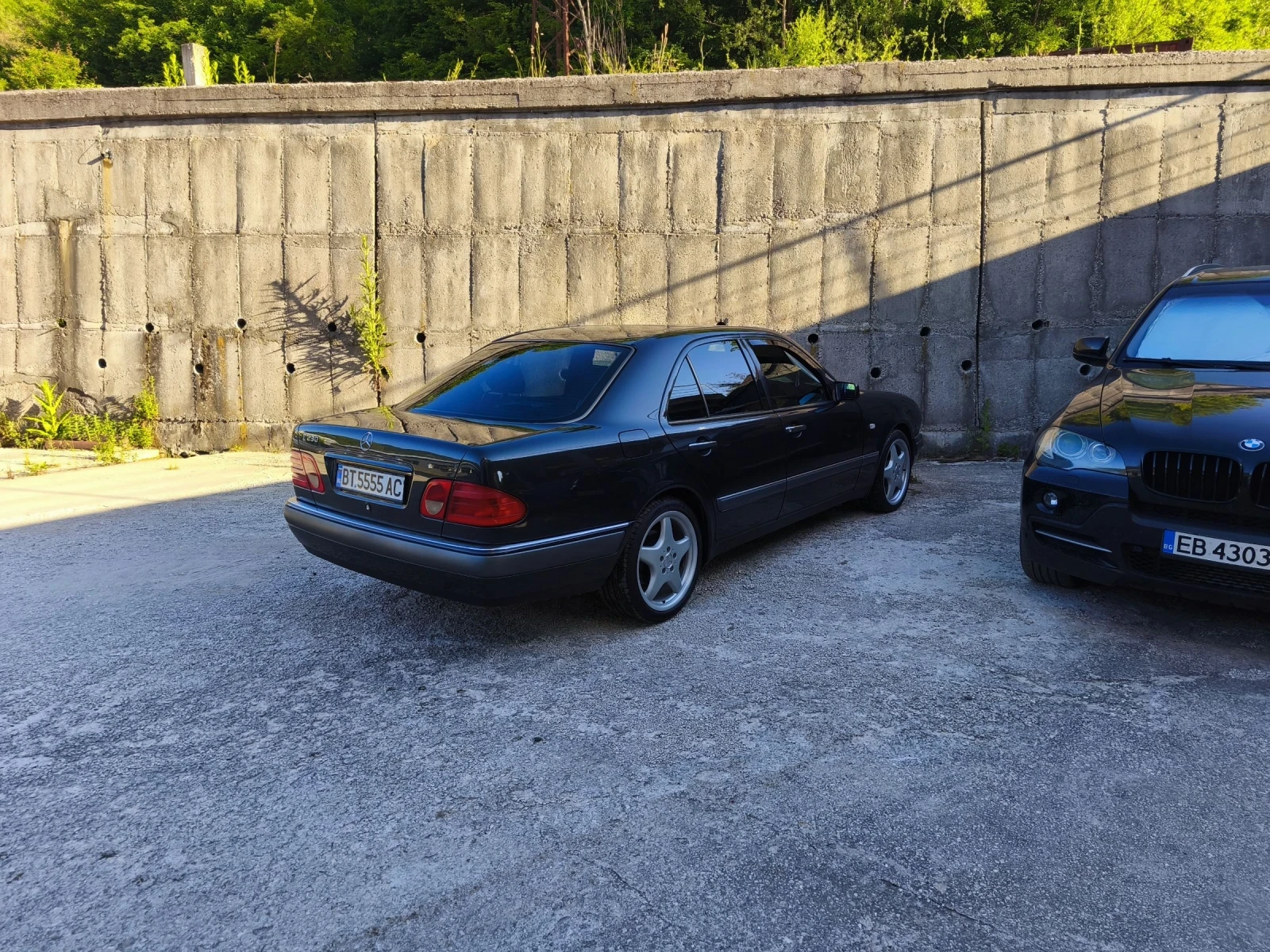 Mercedes-Benz E 230, снимка 5 - Автомобили и джипове - 54685478