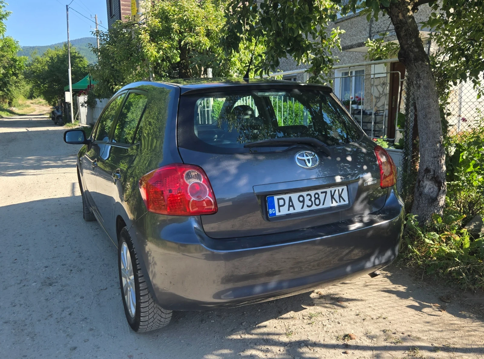 Toyota Auris 2.2 D-4D 177 �.�. | Mobile.bg � ����������� 7