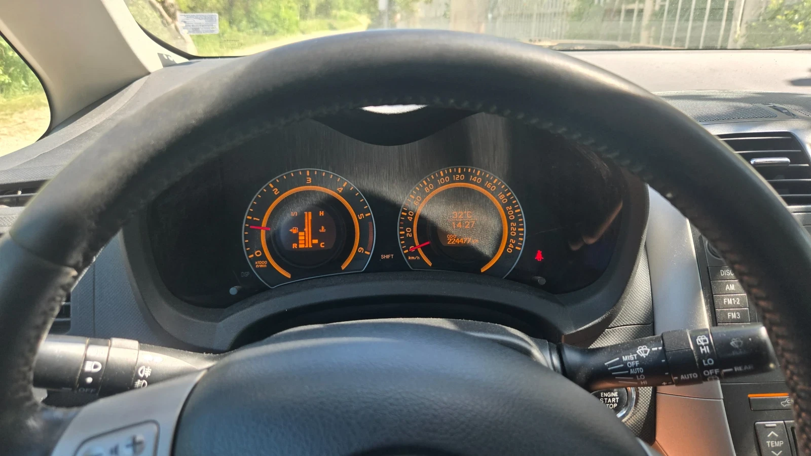 Toyota Auris 2.2 D-4D 177 �.�. | Mobile.bg � ����������� 8