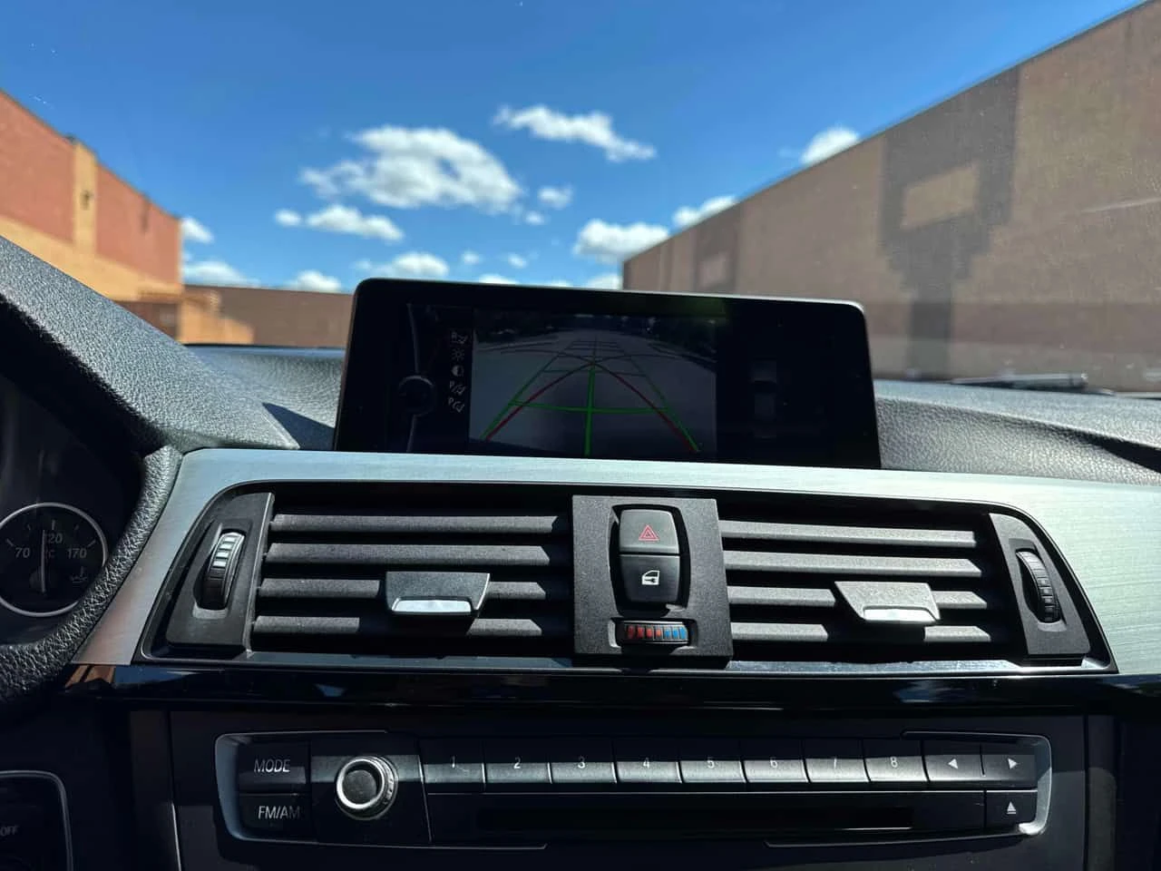 BMW 335 | HUD | M PACK | HARMAN KARDON | CARFAX | , снимка 16 - Автомобили и джипове - 55014844