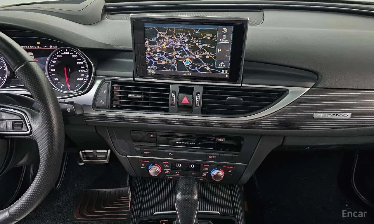 Audi A6 50 TFSI Quattro / ДИСТРОНИК / HUD , снимка 13 - Автомобили и джипове - 55617393
