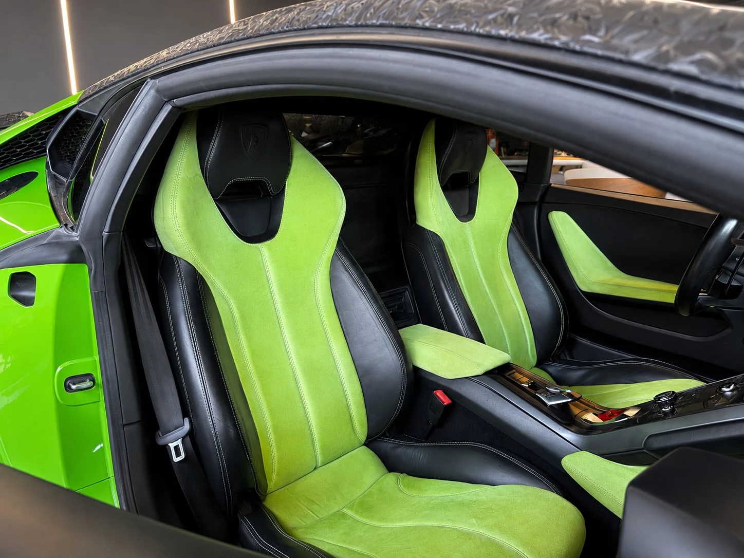Lamborghini Huracan LP 610-4* V10* Sensonum Premium Sound* ЛИЗИНГ, снимка 16 - Автомобили и джипове - 55769086