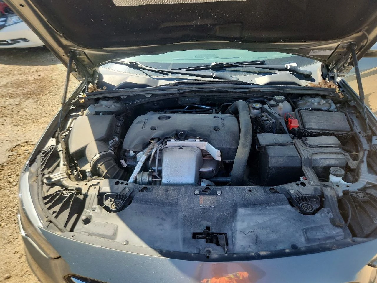 Buick Regal 2.0l Tourx Essence, снимка 11 - Автомобили и джипове - 55931377
