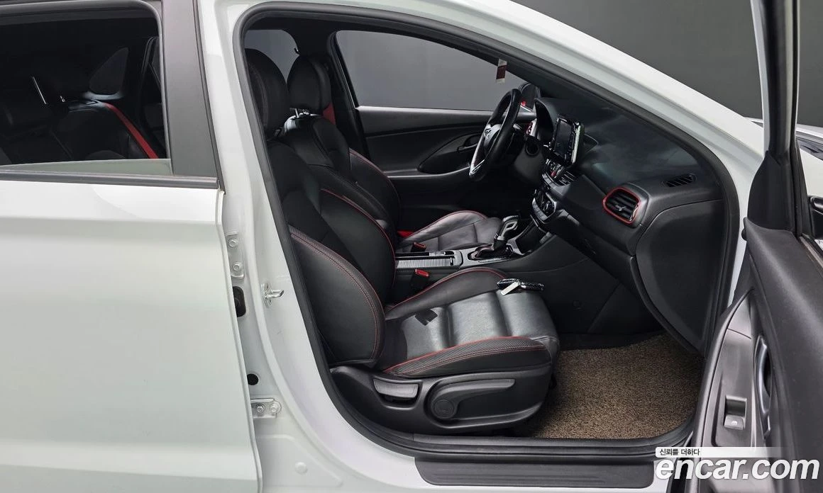 Hyundai I30 1.6 Turbo N Line, снимка 16 - Автомобили и джипове - 55965237